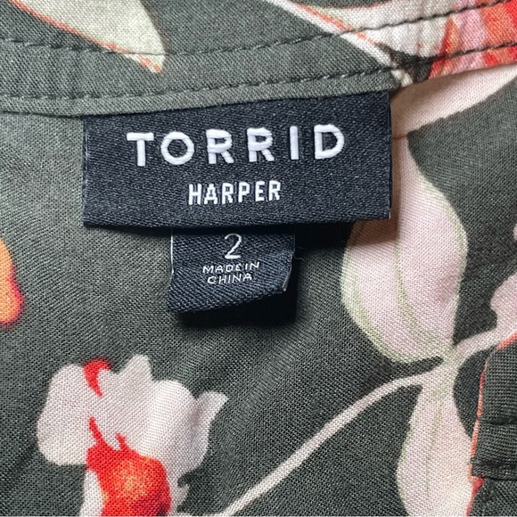 Torrid Harper Olive Green Floral Challis Popover Blouse 2X Cottagecore Tropical - Picture 6 of 11